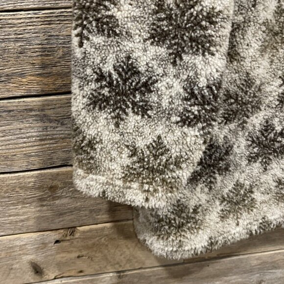 Crossroads Women's Multicolor Snowflake 1/4 Zip Pullover Sherpa Sweatshirt USA - Picture 4 of 8